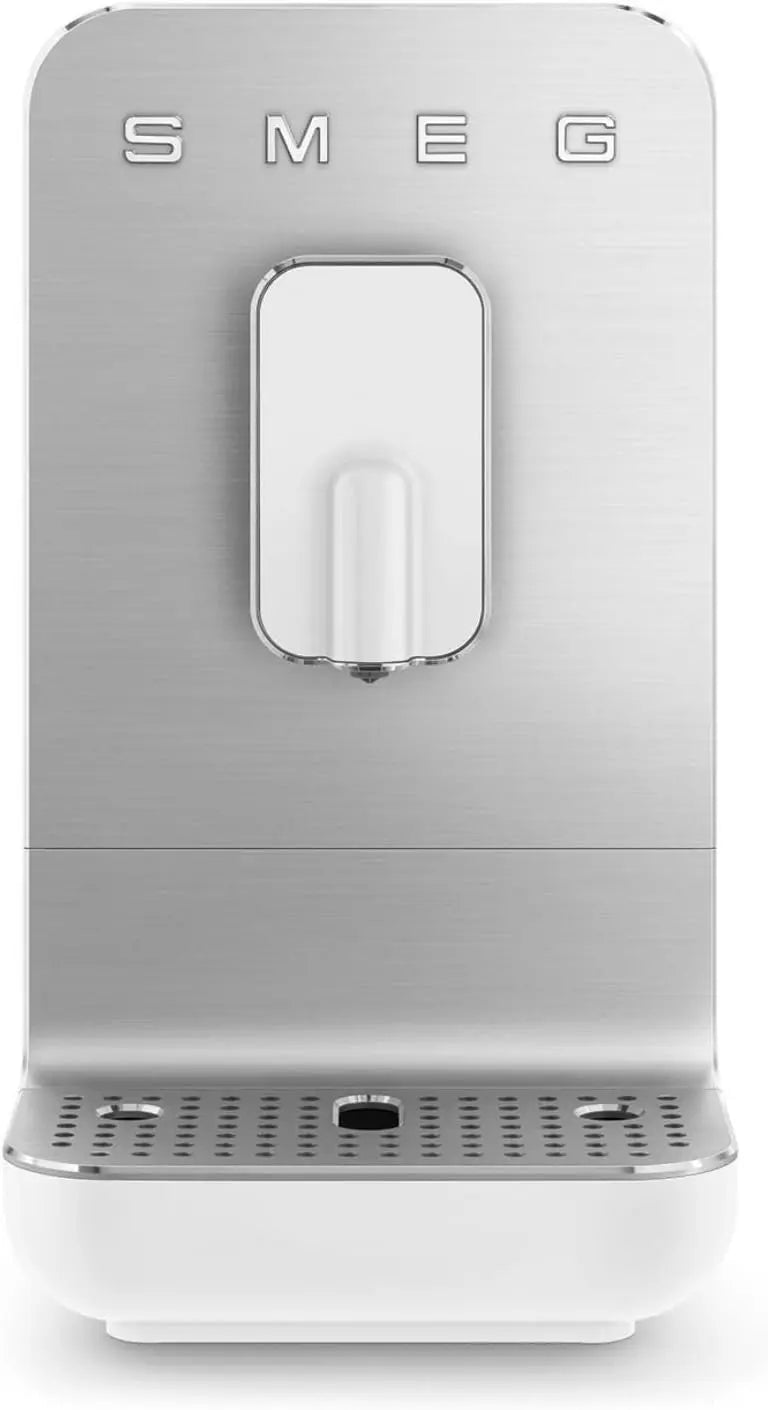 Smeg BCC11WHMEU: macchina da caff¨¨. Per la preparazione del caff¨¨. Potenza: 1350 W. Capacit¨¤: 1,4 L. Colorazione indicata: Bianco.