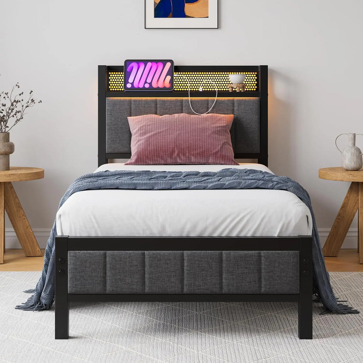 Telaio del: struttura letto. Struttura per sostenere un materasso della misura compatibile. Dimensioni: 90 x 200 cm. Colorazione indicata: Grigio.